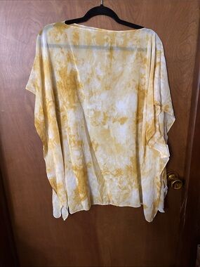 Source Unknown Yellow and White Tie-Dye Swim Coverup